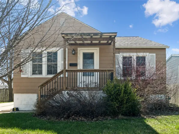 1799 Park Ave, Marion, IA 52302