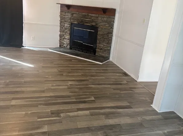 121 Crosstown Rd, Gates, NC 27937