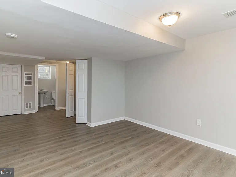 25 Birch Ave — Photo 29