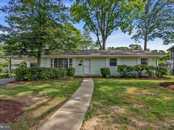 812 Cottonwood Dr, Severna Park, MD 21146