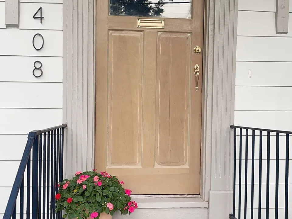 408 N Buchanan St