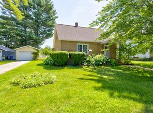 384 S Peck Ave, Peshtigo, WI 54157
