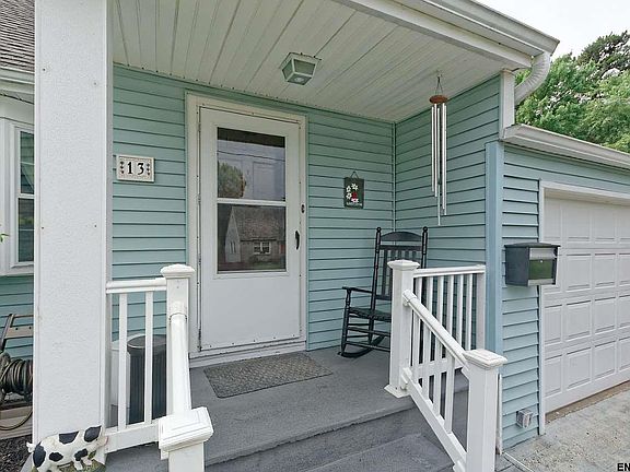 3rd image of 13 Forest Dr