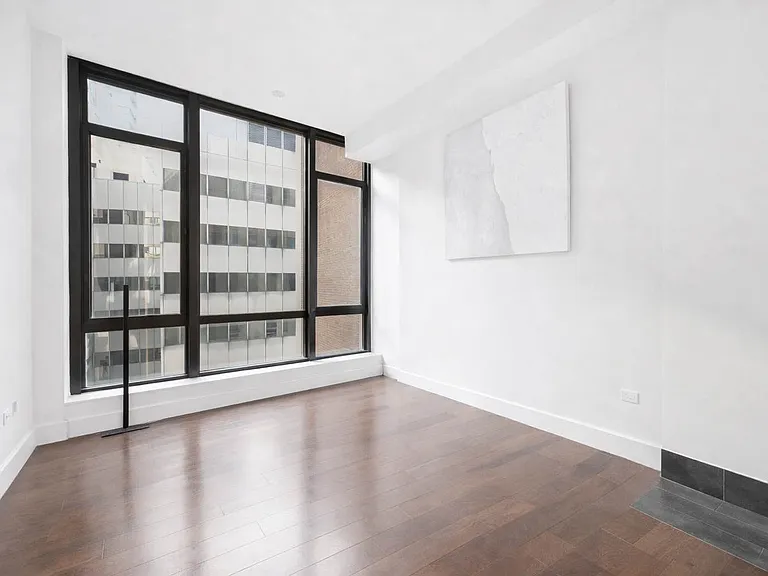 40 Broad St #22D — Photo 5