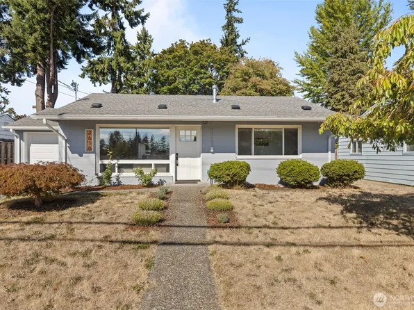 3610 NE 6th Street, Renton, WA 98056
