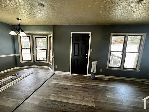 3216 Ansley Dr — Photo 3