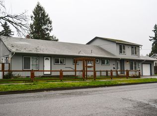 1135 Birch Ave, Cottage Grove, OR 97424