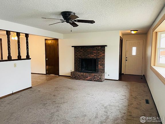 5th image of 2247 Meadow St
