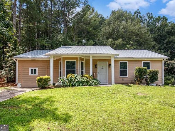 6945 Brown Dr S, Fairburn, GA 30213