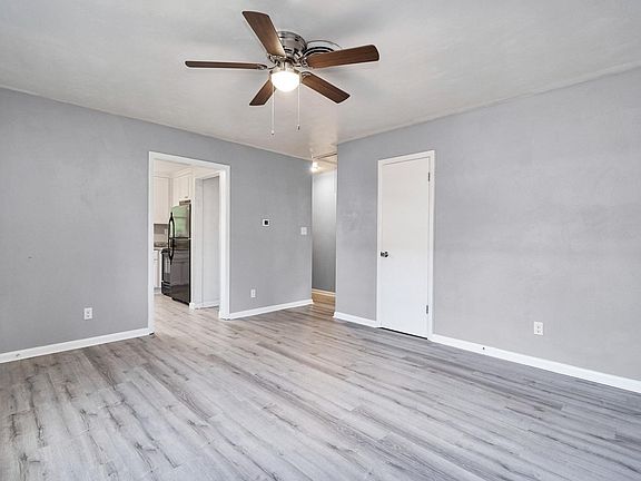 5th image of 258 W Government Ave APT B