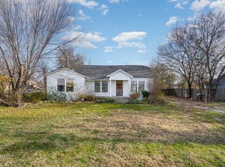 308 N Center St, Forney, TX 75126