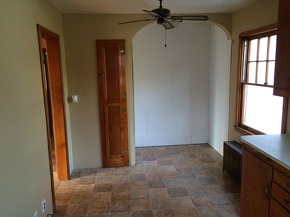 3rd image of 304 Blemhuber Ave
