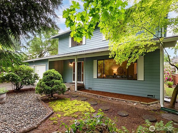2nd image of 20106 96th Avenue NE