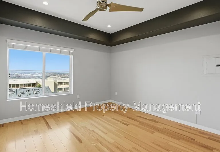 2330 1st Ave #411 — Photo 13