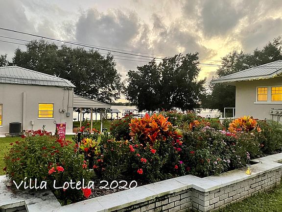 Shows the relationship between The Cottage on the left and the Main Building on the right.