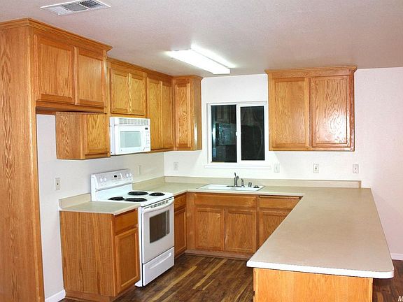 5th image of 7006 Forest Hill Dr