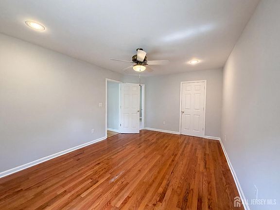 4th image of 19 Central Ave