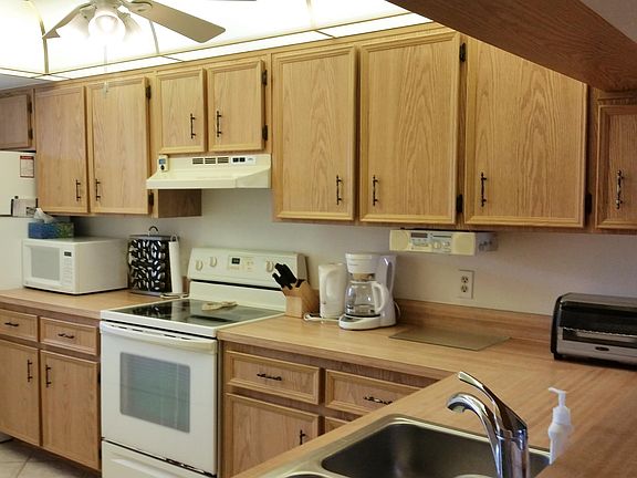 4th image of 3180 N Atlantic Ave APT 201