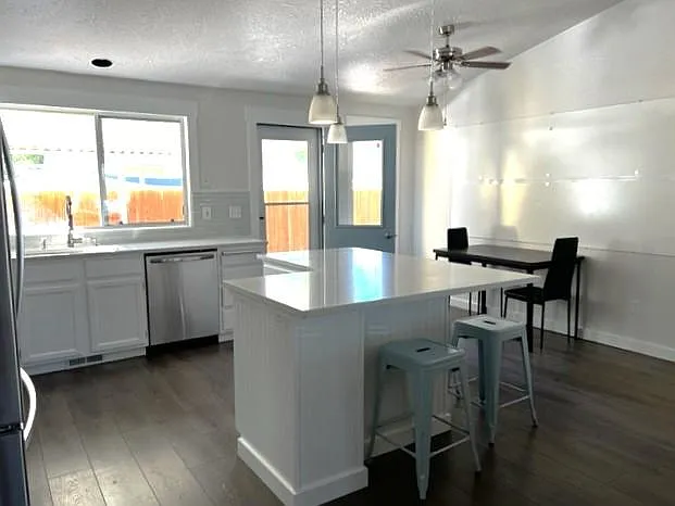 1457 S Michigan Ln — Photo 12