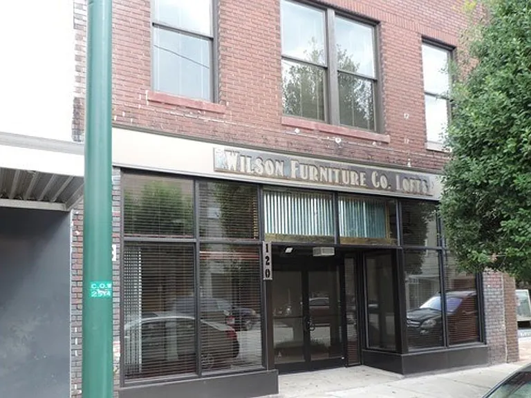 120 Goldsboro St SW — Photo 4
