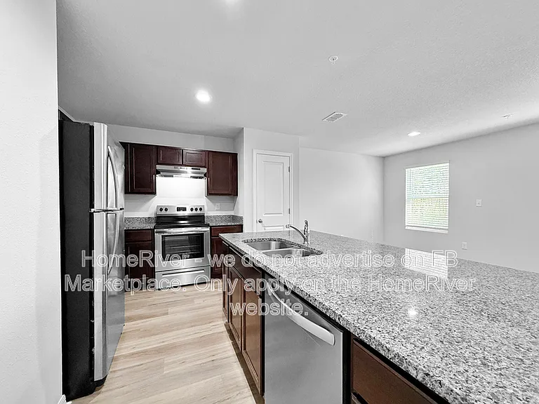 7650 Mailes Ct #201 — Photo 10