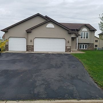 1st image of 716 Farmers Way