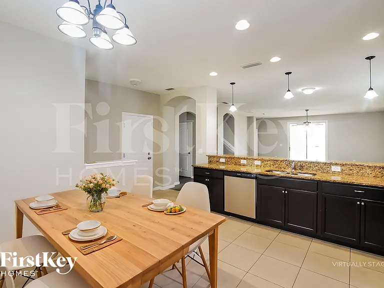 3310 Hidden Meadows Ct — Photo 7