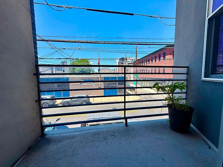 1456 E Columbia Ave #1611-13 — Photo 9