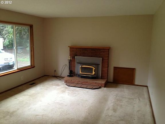 2nd image of 431 SE 24th Ave