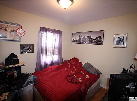 4th image of 96 West Blvd