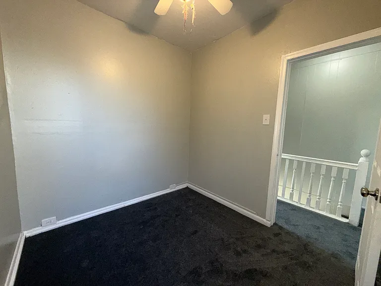 247 E Mayfield St — Photo 17