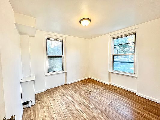 4th image of 34-32 91st St #D12