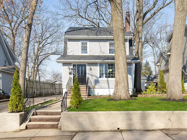 44 Raymond Ave, Nutley, NJ 07110