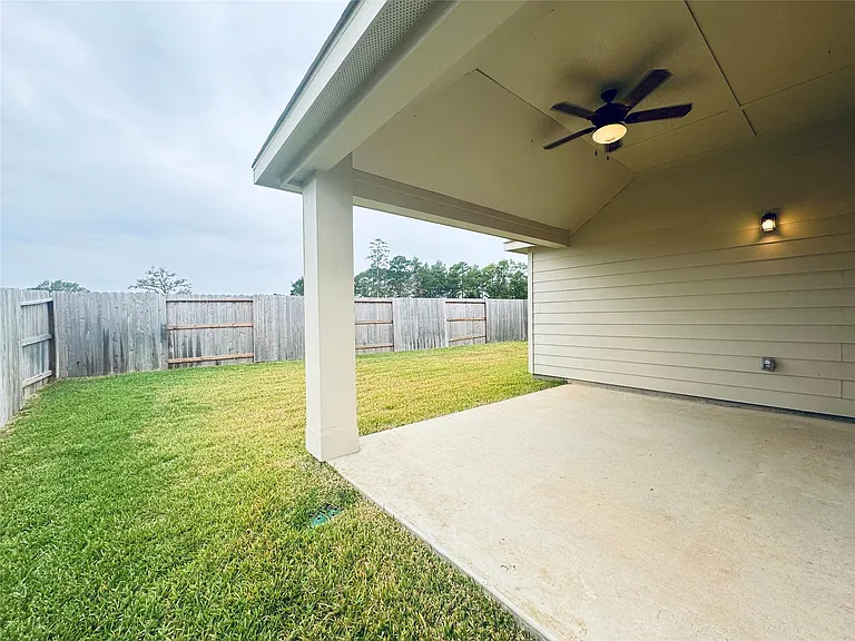 19232 Hazel Firs Ct — Photo 12
