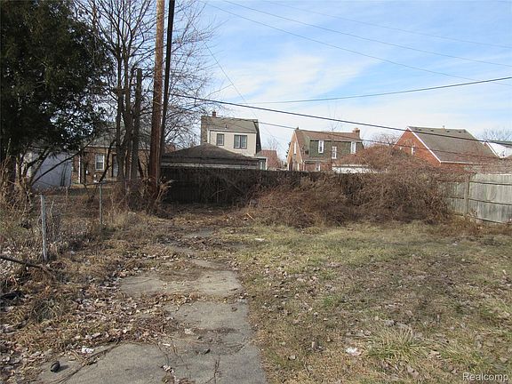 4th image of 9623 Cheyenne St