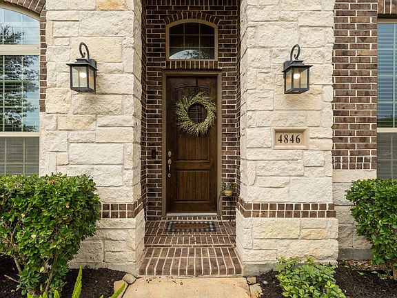 4th image of 4846 Trickle Creek Dr