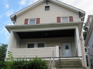 520 7th Ave, Coraopolis, PA 15108