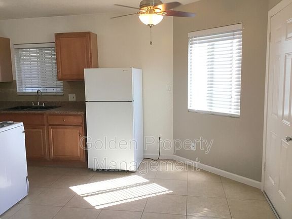 5th image of 4647 North Ave