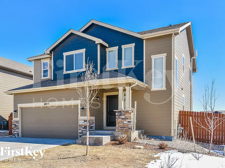 10255 Hidden Park Way — Photo 1