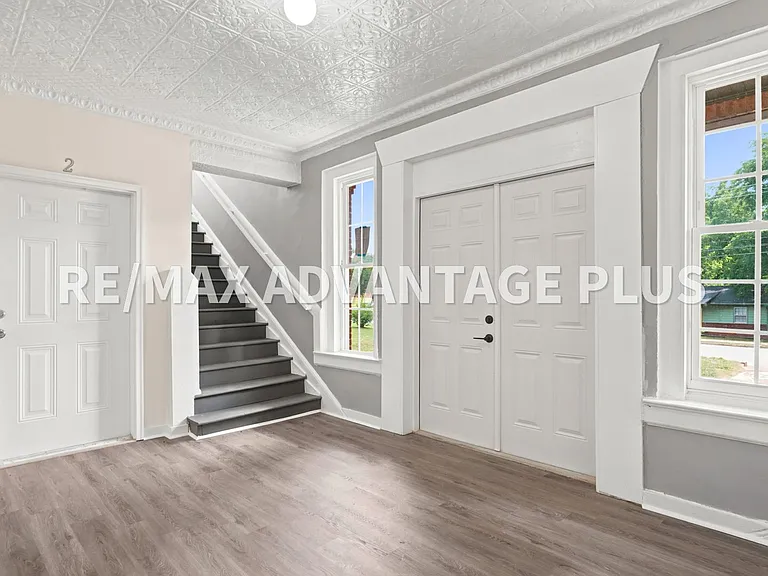 327 Thomas Jefferson Hwy — Photo 30