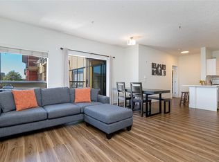 Short Street Village, Saanich, BC V8X 2V5