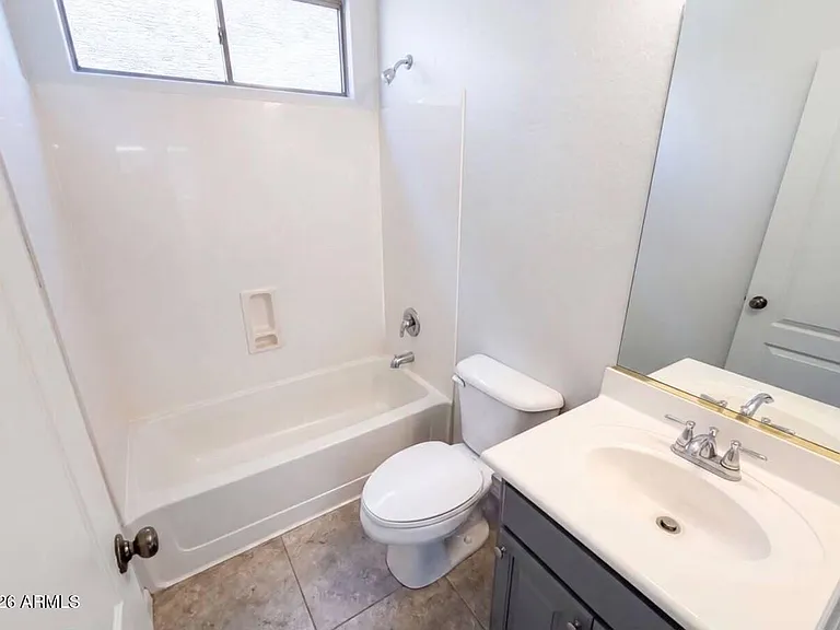 13530 W Banff Ln — Photo 12