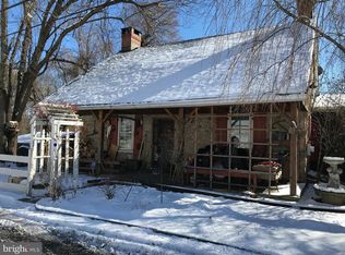545 County Line Rd, Riegelsville, PA 18077