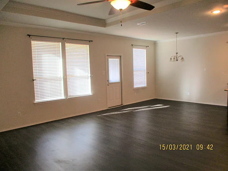 2424 Gelbray Pl — Photo 10