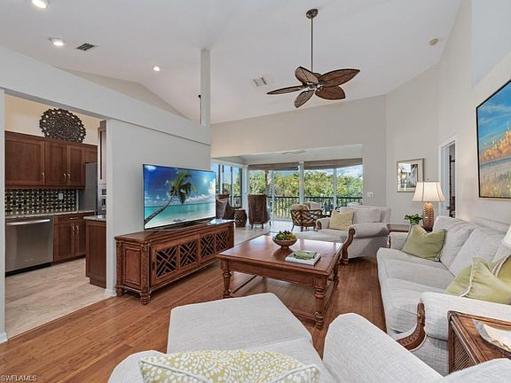 4th image of 27021 Lake Harbor CT #201