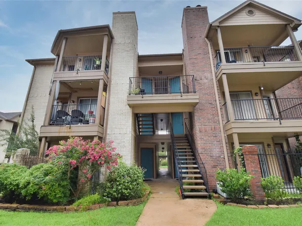 2121 Hepburn St APT 722, Houston, TX 77054