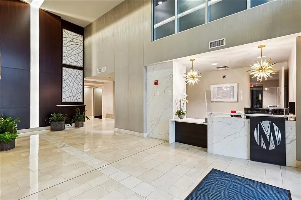 4561 Olde Perimeter Way — Photo 3