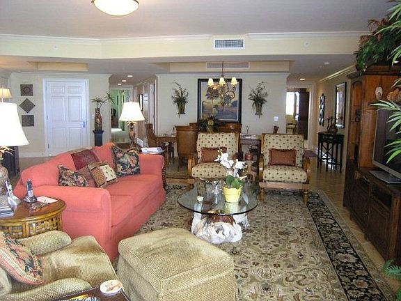 3rd image of 19 Avenue De La Mer APT 301