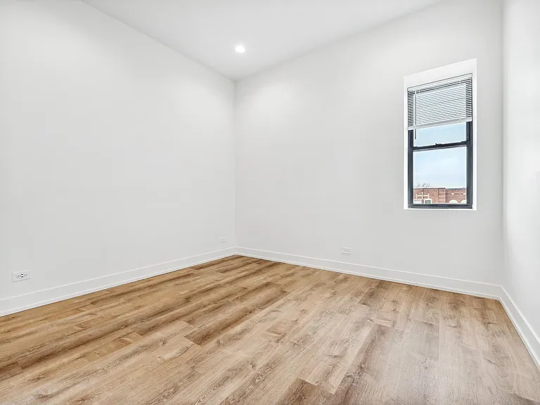 2219 N Hamilton Ave #305 — Photo 18