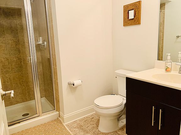 Bathroom w/ Standing Shower